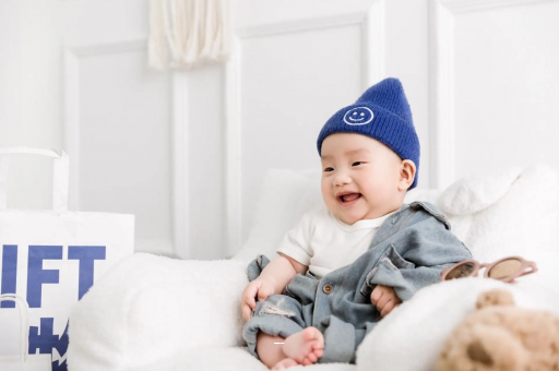 阜宁五个月宝宝拇指内扣